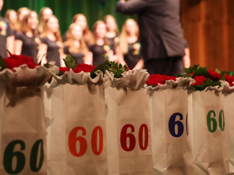 Slika 16: Rože ob 60. obletnici, © Peter Krivograd