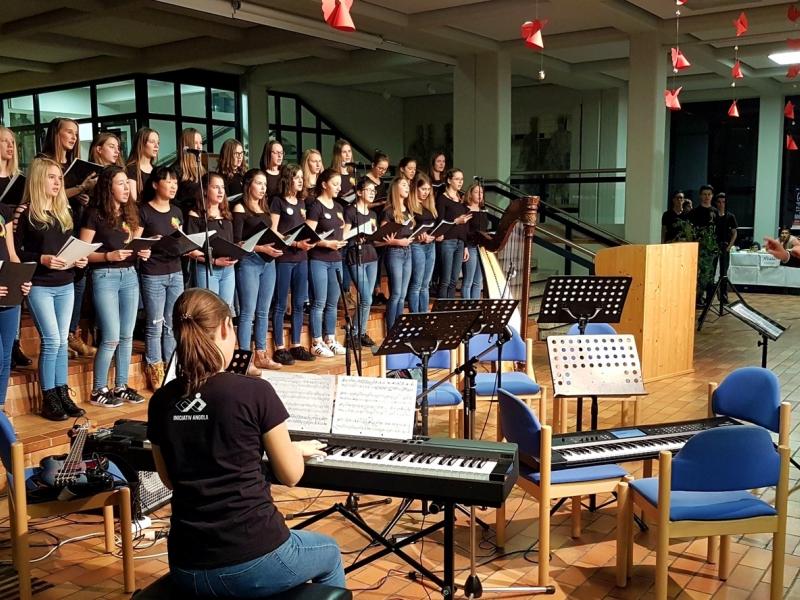 Slika 1: Šolski zbor in ansambel višje stopnje, © Nadja Senoner