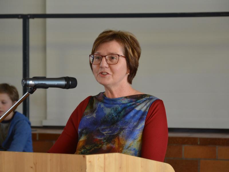 Bild 4: Begrüßunsworte der Direktorin Rosalia Kuchling, © Sebastjan Trampusch