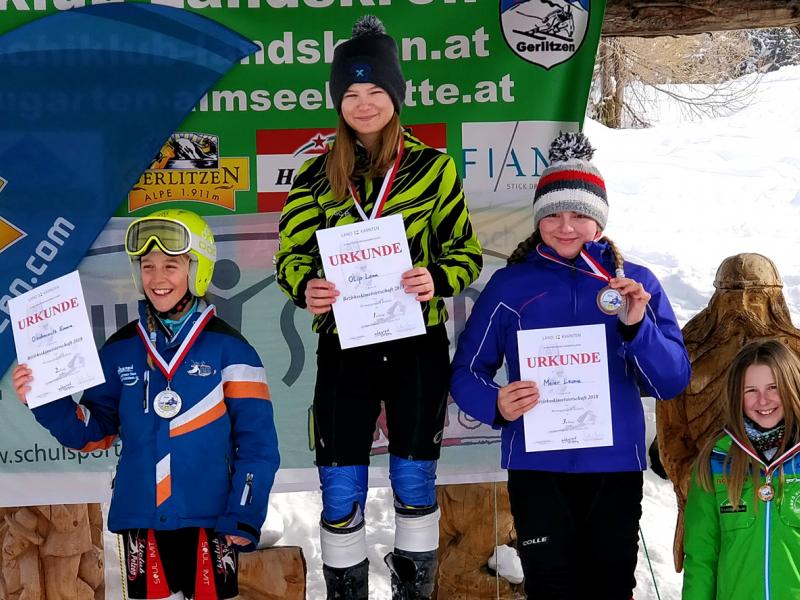Slika 2: Zmagovalka Lena Olip in na 4. mestu Anja Metschina, &copy; Niko Ottowitz