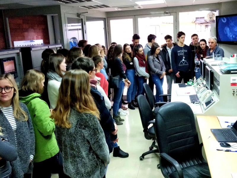 Slika 3: V komandni sobi raziskovalnega reaktorja TRIGA, © Niko Ottowitz