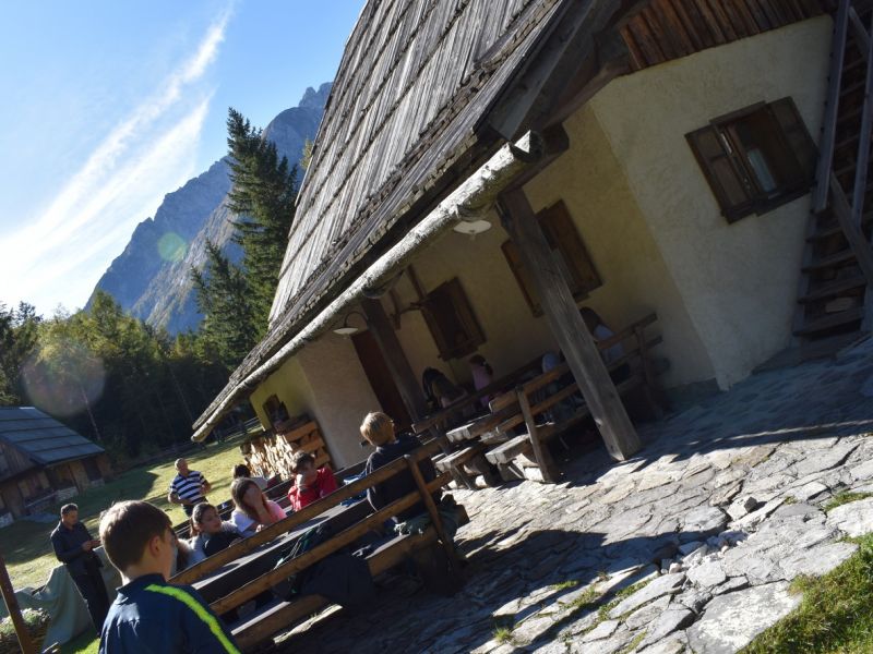 Slika 5:
Pavza na Kekčevi domačiji, ©Monika Novak-Sabotnik
