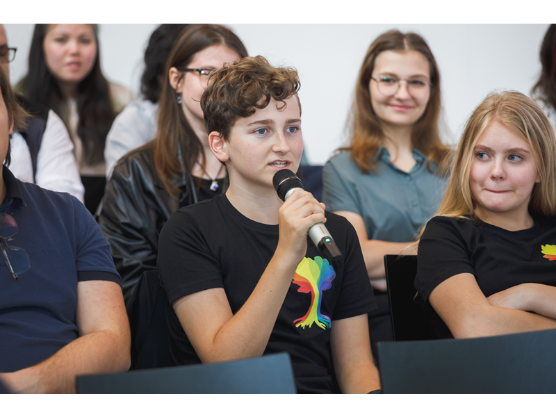 Slika 1: Stefan o doživetju o robotik delavnici, OeAD/APA-Fotoservice/Rastegar Fotograf/in: Arman Rastegar