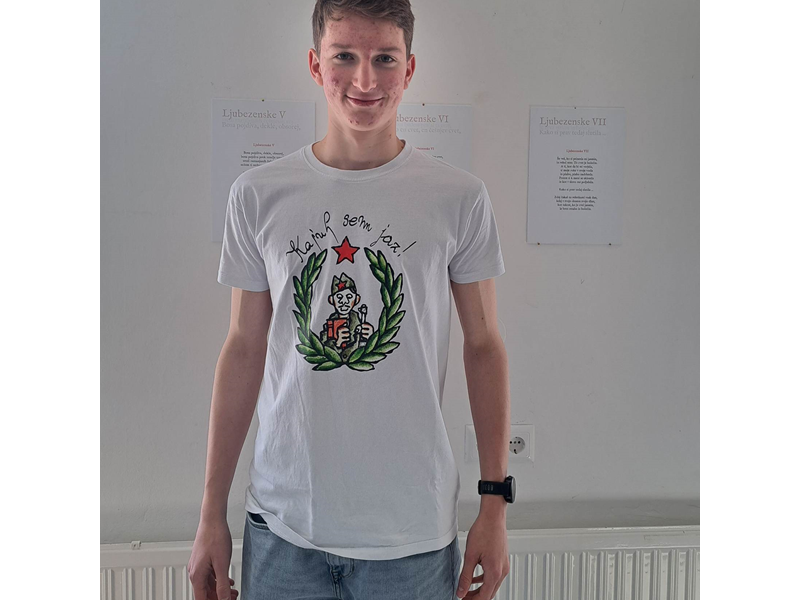 Slika 8: Matteo Ogris se je oblekel dogodku primerno