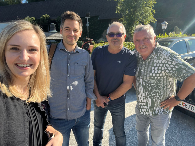 Slika 2: Selfi po skupnem kosilu