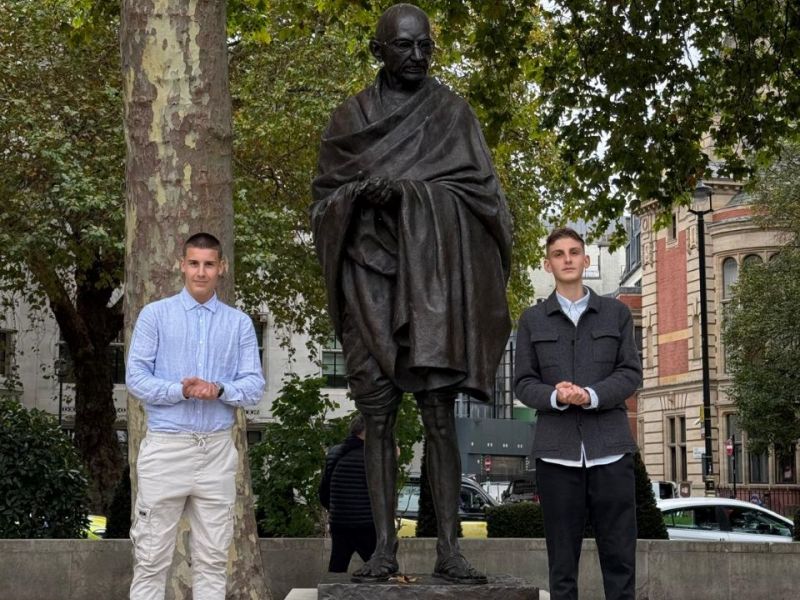 Slika 6: Mahatma Gandhi London