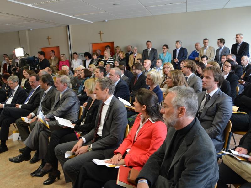 Slika 2: Med slovesnostjo (foto: Gotthardt)