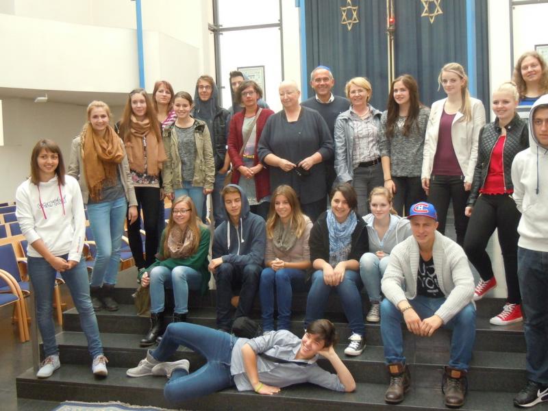 Bild 1: Gruppenfoto in der Grazer Heilandskirche.