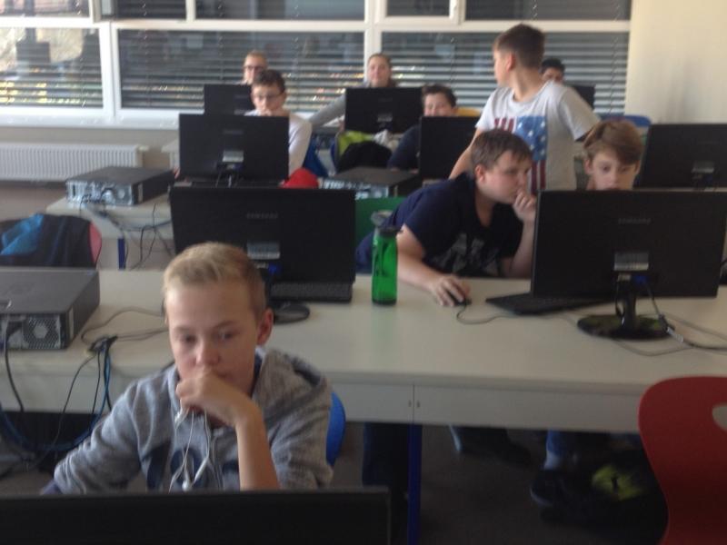 Slika 3: Skupina 3.b, Martin Urbajs, © Marcell Smolej
