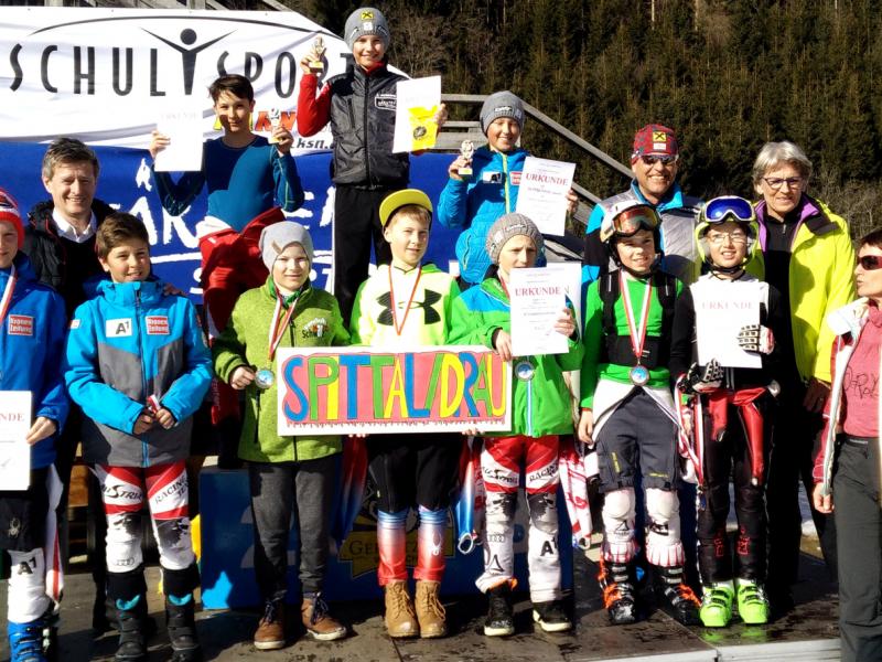 Slika 2: Viceprvak Luka pri podelitvi medalj, &copy; Niko Ottowitz